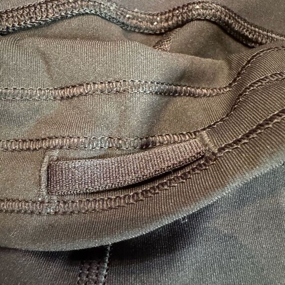 Lululemon Invigorated Mesh Insert Tights (8) - Picture 6 of 8